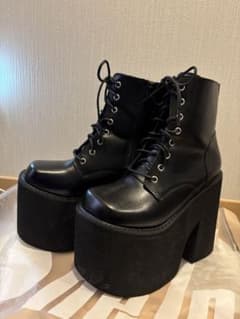 14cm 厚底ブーツSHEINのサムネイル