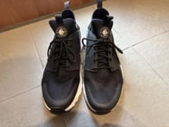 【数回使用】NIKE ナイキ エアハラチ 28.5cmのサムネイル