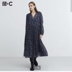 UNIQLO シフォンプリーツワンピースのサムネイル