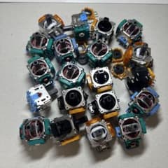 ジャンク　コントローラー用 アナログスティック可変抵抗器　20個のサムネイル