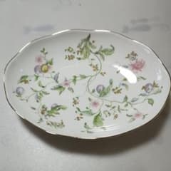 ウェッジウッド（Wedgwood）の「スウィート プラム オーバルディッシュ」のサムネイル