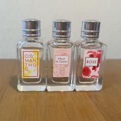 ★ゆな様専用★【ロクシタン】オスマンサス/チェリーブロッサム/ローズ 香水のサムネイル