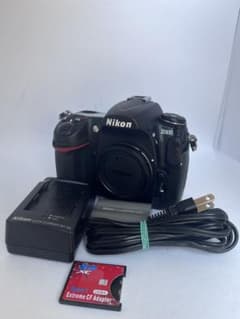 【ショット数少】Nikon D300 【充電器 バッテリーCF→SD変換】 ショット数少】Nikon D300 【充電器 バッテリーCF→SD変換】 - メルカリ