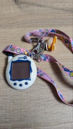 ジャンク品 祝ケータイかいツー！たまごっちプラス 赤いシリーズ 2004