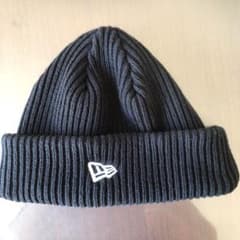 NEW ERA ニューエラ　ニットキャップ　ブラック　黒　ニット帽のサムネイル