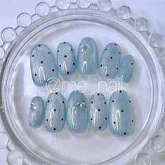 ネイルチップ♡ドット　水色のサムネイル