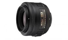 Nikon 35mm 単焦点レンズ  送料無料のサムネイル