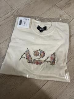 A24 midsummer Tシャツ Mサイズのサムネイル