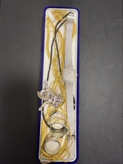 遺品整理 18K刻印アクセサリー含む まとめ売りのサムネイル