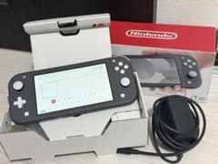 Nintendo Switch Lite グレー 本体 箱付き ACアダプター付のサムネイル