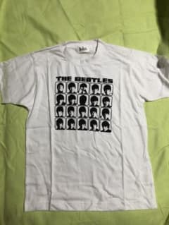 The BeatlesプリントのTシャツのサムネイル