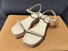 LE TALON 4cm パールフラットサンダルのサムネイル