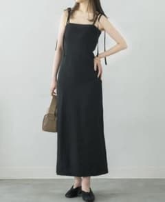 ロングワンピースのサムネイル
