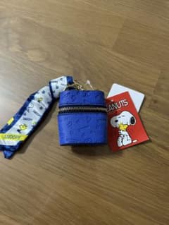 PEANUTS 스누피 스카프있는 파우치 매력