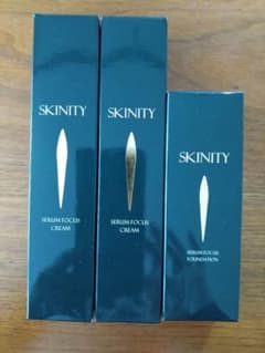 SKINITY セラムフォーカスクリーム・ファンデーション1個＆薬用クリーム2個のサムネイル