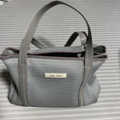 qbag nest M zip グレージュのサムネイル