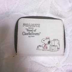 ゆさん専用☆MILKFED SNOOPY コラボ財布のサムネイル