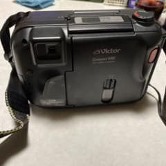Victor VHS-C ビデオカメラ　GR-AX95 ③ Victor VHS-C液晶付きビデオカメラ GR-SV3 - メルカリ