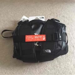 ノースフェイス 新品！ 黒のサムネイル