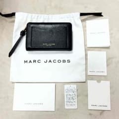 ほぼ新品❤︎MARC JACOBS /リクルート コンパクト ウォレットのサムネイル