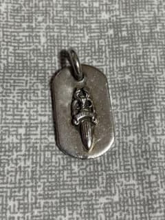 CHROME HEARTS ダガードッグタグ ペンダントのサムネイル