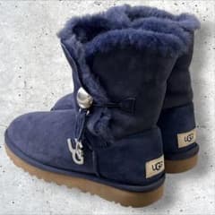 31日終了】UGG アグ 24cmベイリーボタン チャーム ムートンブーツ 紺