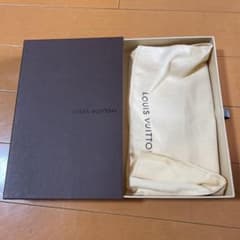 ルイヴィトン　Louis Vuitton 空箱のサムネイル