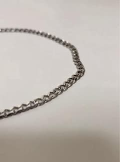 メンズ　編み込み チェーンネックレス　シンプル　シルバーカラーのサムネイル