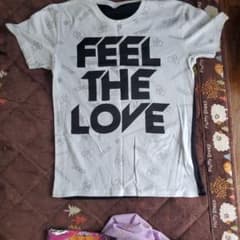 浜崎あゆみ FEEL THE LOVE Tシャツのサムネイル