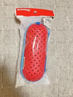 SWANS 水泳用ゴーグルケース Mサイズ レッドのサムネイル