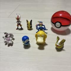 ポケモン フィギュア 7体セット モンスターボール付き　まとめ売りのサムネイル