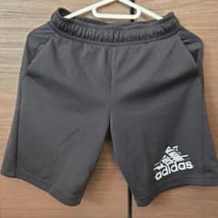 adidas ハーフパンツ キッズ ブラックのサムネイル