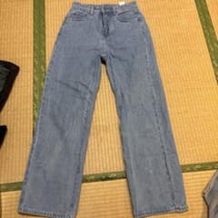 ライトブルーデニムワイドレッグパンツのサムネイル