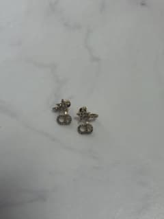 dior ピアスのサムネイル