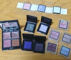 アディクション　アイシャドウ　16色セット　まとめ売りのサムネイル