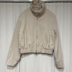COSベージュ スタンドカラー ジャンパー - メルカリ