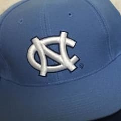 ノースカロライナ North Carolina キャップ cripsのサムネイル