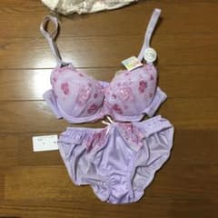 ブラジャー ショーツのサムネイル