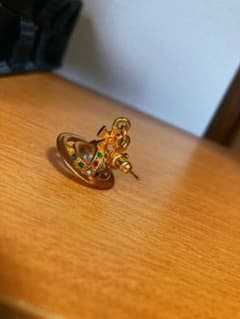 ピアスのサムネイル