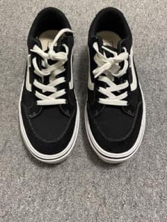 Vans 黒白 スニーカーのサムネイル