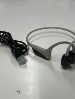 After Shokz 骨伝導イヤホン 充電ケーブルのサムネイル