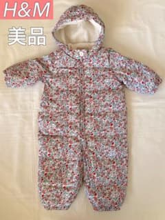 babyGAP ジャンプスーツ　ダウン　小花柄　防寒着　赤ちゃんのサムネイル
