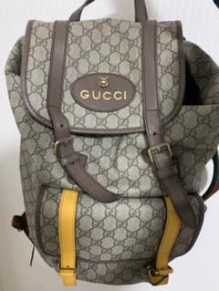 イベリコ様専用　GUCCI リュックのサムネイル