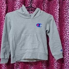 Champion　フード付きパーカーのサムネイル