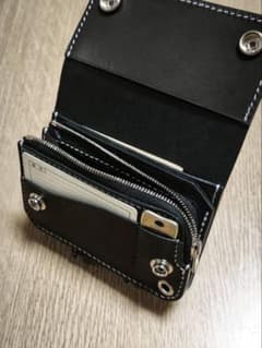 トラッカーウォレット　ミドルサイズ　黒　ブラック　ハンドメイド ミドル トラッカーウォレット ヌメ革 3層 ブラック ハンドメイド