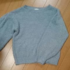 フェザーヤーンセーター gu ニットのサムネイル