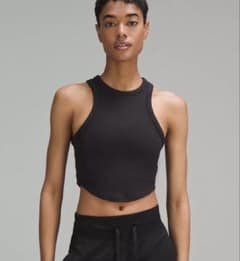 新品 ルルレモン Hold Tight Cropped Tank （ブラック）