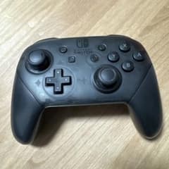 Nintendo Switch Pro Controller ブラックのサムネイル