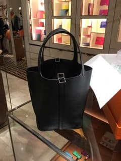 ようちゃん様専用 新品❤︎エルメスHERMES❤︎ピコタンロック MM22 黒のサムネイル