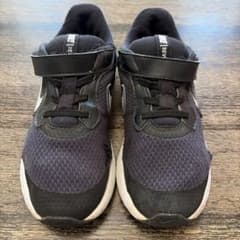 NIKE ナイキ キッズ スニーカー ブラック マジックテープ 運動靴 21cmのサムネイル